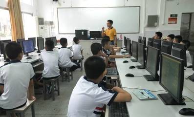 大瀝資訊|喜報(bào)！我?！熬幊棠苁帧标?duì)伍在南海區(qū)信息學(xué)競(jìng)賽中再創(chuàng)佳績(jī)